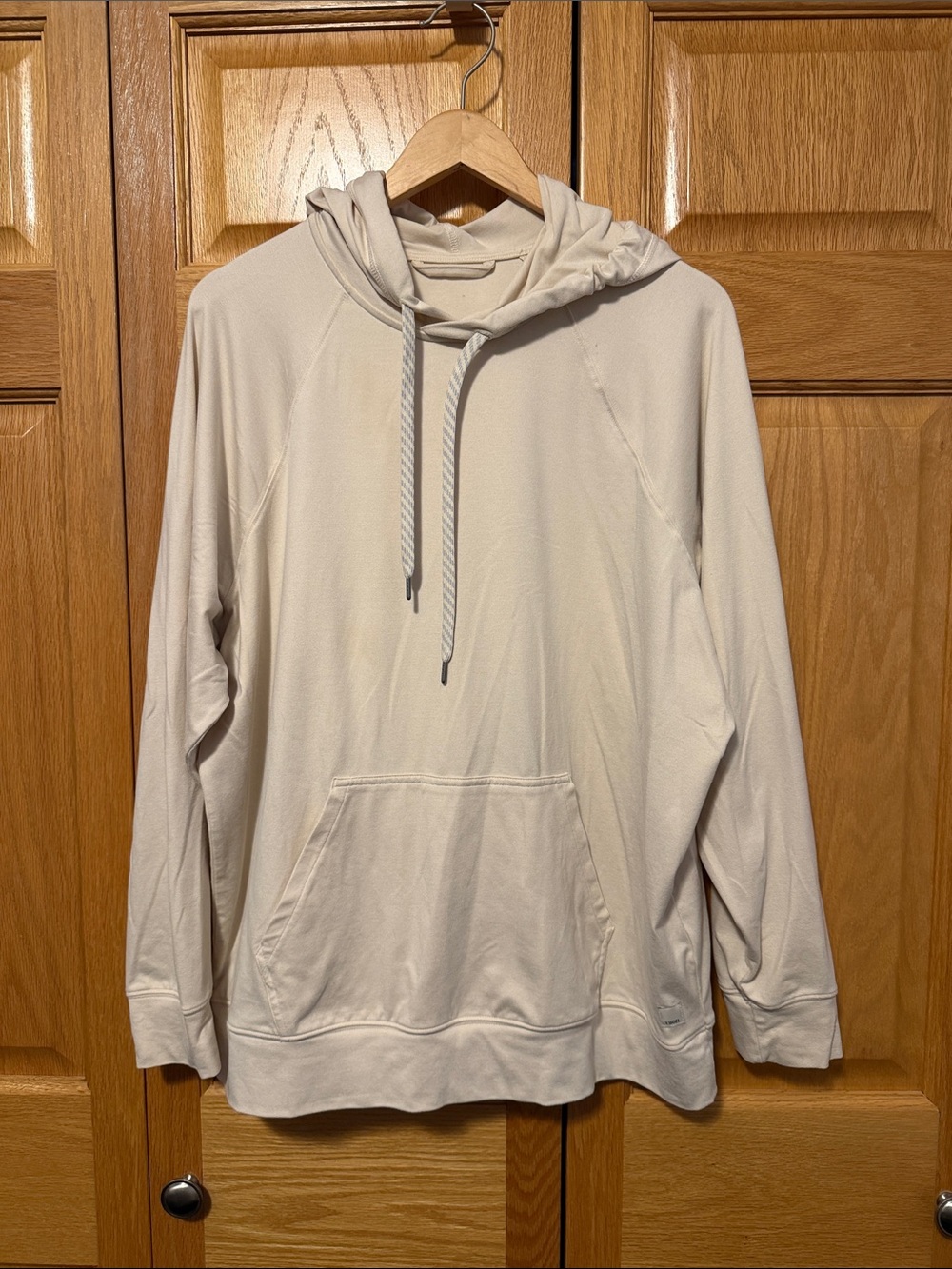 Vuori Halo Essential hoodie tan size medium